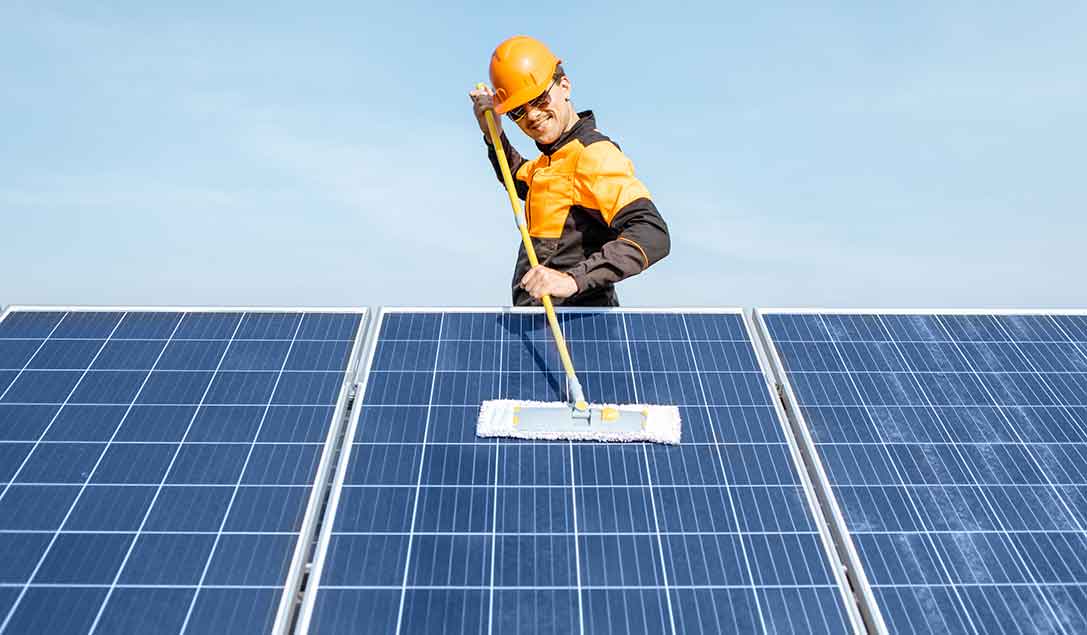 Pulizia dei pannelli fotovoltaici: come fare