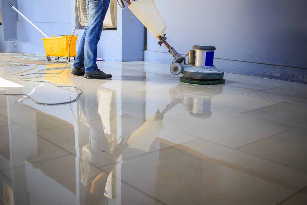 Ampia Gamma di Monospazzole utilizzate per la pulizia dei pavimenti