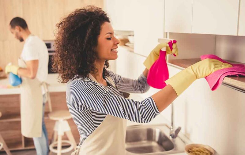 Sanificare la casa: consigli per un’igiene profonda di indoor e outdoor